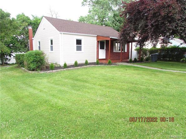 2 Leffingwell Place, New Rochelle NY 10801