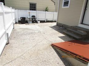 2 Leffingwell Place, New Rochelle NY 10801