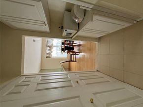 109 Glen Way, Syosset NY 11791