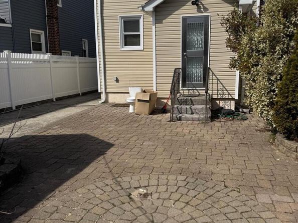 193-06 119 Avenue, Saint Albans NY 11412