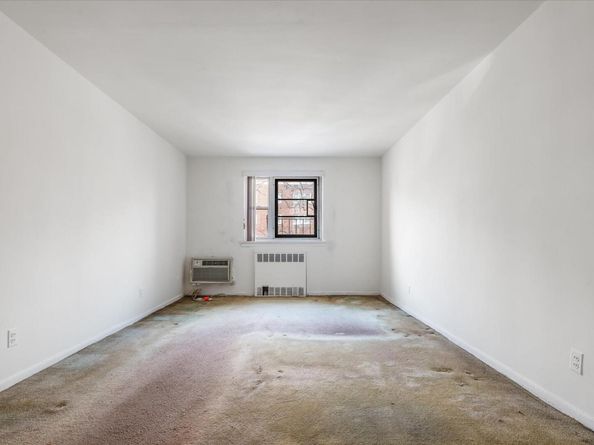 88-08 151 Avenue 3H, Howard Beach NY 11414