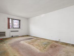 88-08 151 Avenue 3H, Howard Beach NY 11414