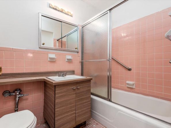 88-08 151 Avenue 3H, Howard Beach NY 11414
