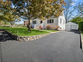 84 E 19th Street, Huntington Station NY 11746
