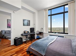 10 City Place 22G, White Plains NY 10601