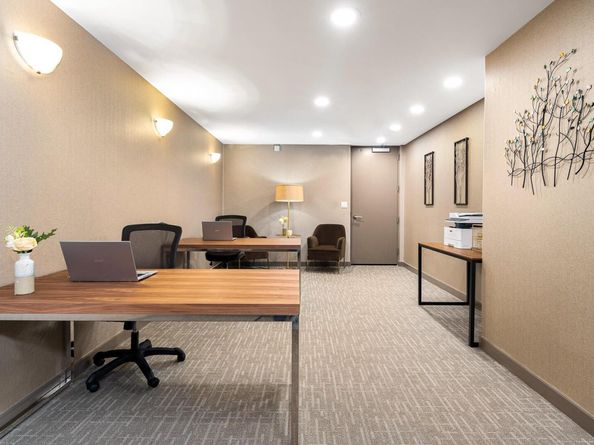 10 City Place 22G, White Plains NY 10601