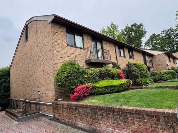 125 Fort Hill Avenue, Yonkers NY 10710
