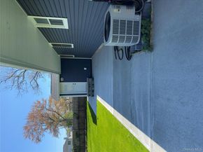 9 Henry Street, Wyandanch NY 11798