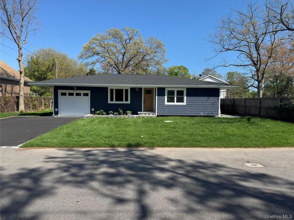 9 Henry Street, Wyandanch NY 11798