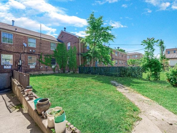 190-12 Station Road, Flushing NY 11358