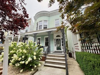 324 E 239th Street
