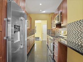 324 E 239th Street, Bronx NY 10470