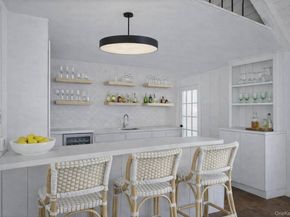 19 Quaquanantuck Lane, Quogue NY 11959