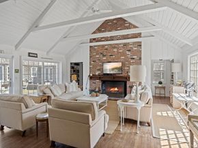 19 Quaquanantuck Lane, Quogue NY 11959