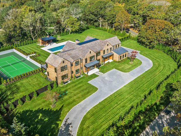 150 Edge Of Woods Road, Southampton NY 11968