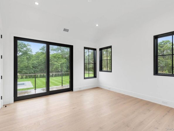 150 Edge Of Woods Road, Southampton NY 11968