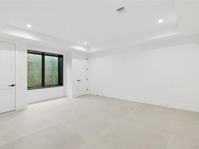 150 Edge Of Woods Road, Southampton NY 11968