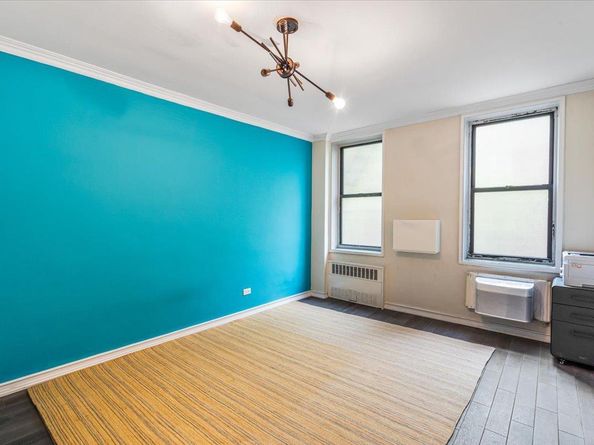 275 Webster Avenue 4i, Brooklyn NY 11230