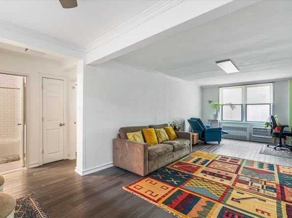 275 Webster Avenue 4i, Brooklyn NY 11230