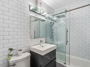 275 Webster Avenue 4i, Brooklyn NY 11230