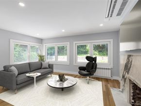 27 Meadowfield Lane, Glen Cove NY 11542