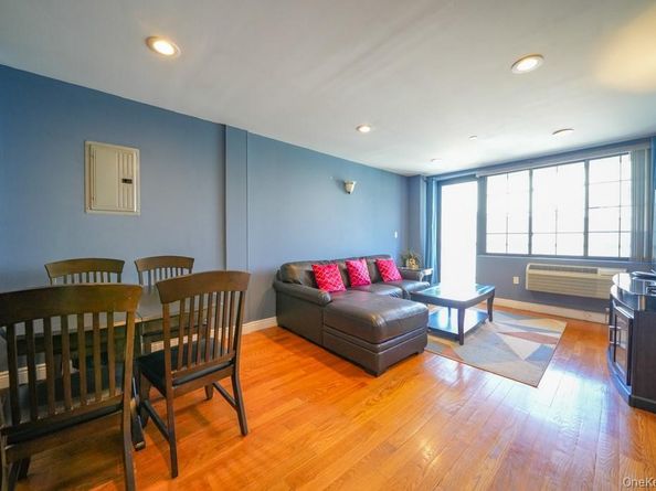 311 Saint Nicholas Avenue 3H, Ridgewood NY 11385