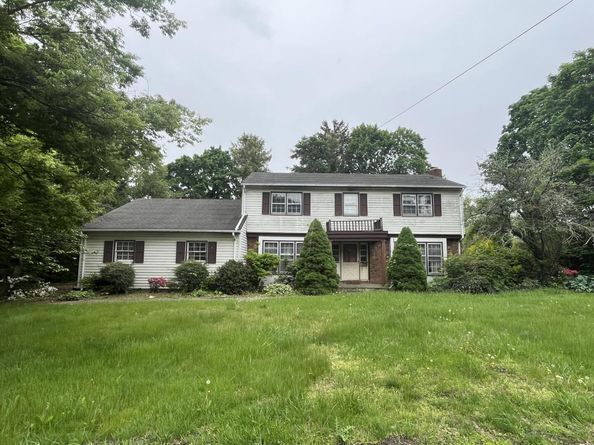 8 Bay Place, Huntington NY 11743