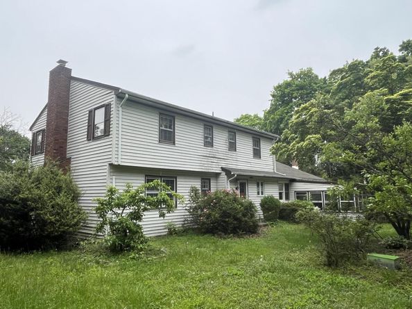 8 Bay Place, Huntington NY 11743