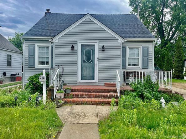 29 Belmont Boulevard, Elmont NY 11003