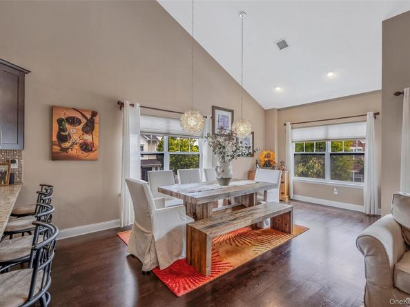 135 Rosebud Court 135, Patchogue NY 11772