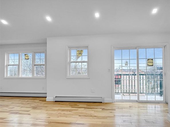 155-07 110 ave, Jamaica NY 11433