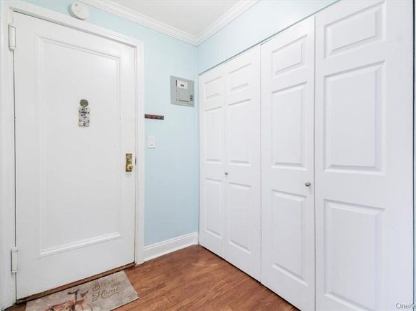 2 Soundview Avenue 2D, White Plains NY 10606