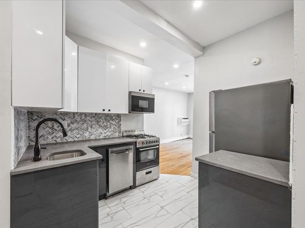 444 Cyrus Place, Bronx NY 10458