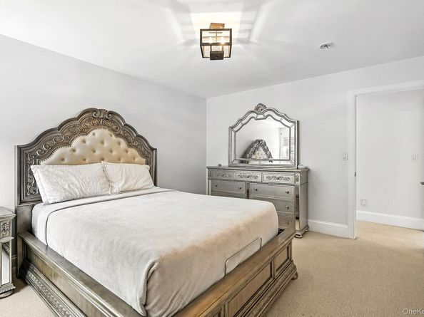 6 Eaton Lane, Scarsdale NY 10583