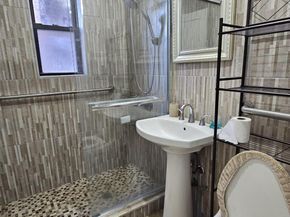 6535 108th Street B7, Forest Hills NY 11375