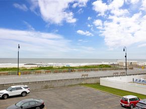 750 Broadway W 3M, Long Beach NY 11561
