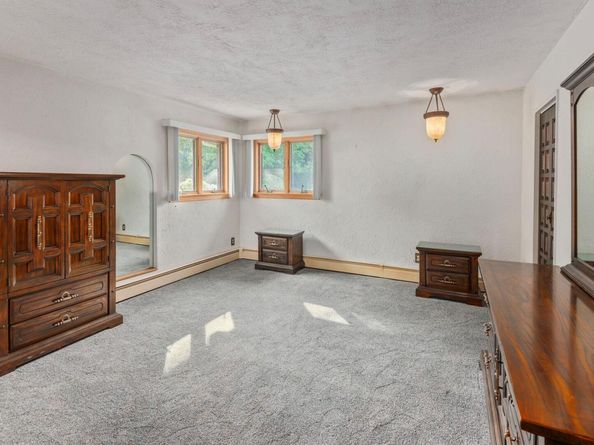 60 Wheatfield Lane, Commack NY 11725