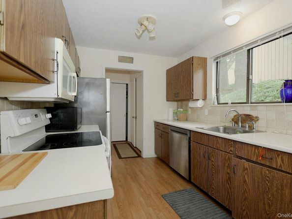 129 Heritage Hills A, Somers NY 10589