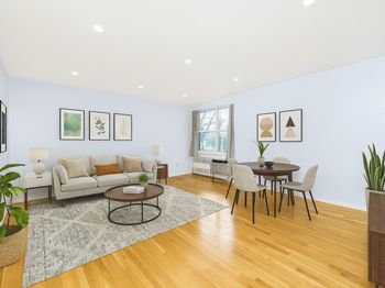 377 N Broadway