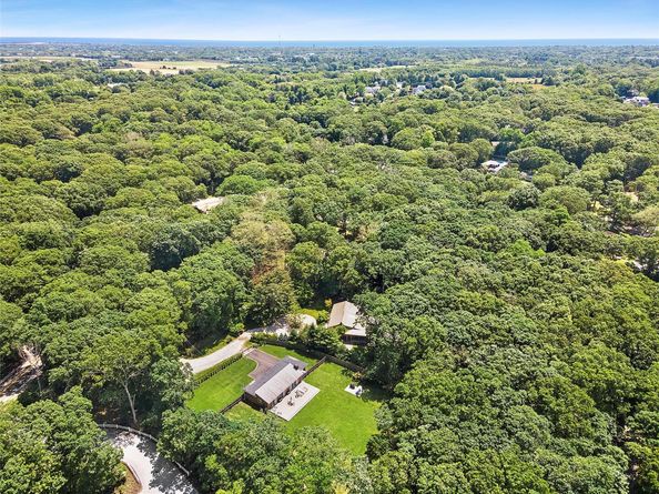 601 Majors Path, Southampton NY 11968