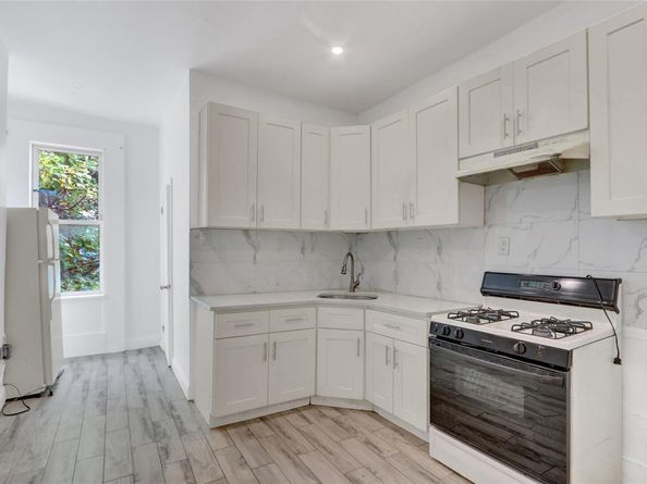 11915 101st Avenue, Richmond Hill S. NY 11419