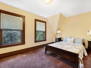 9 Convent Lane, Center Moriches NY 11934