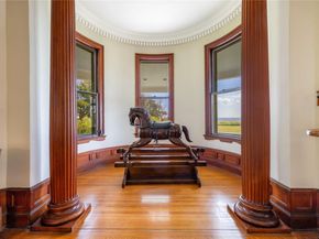 9 Convent Lane, Center Moriches NY 11934