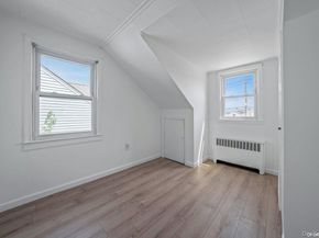 216 Raff Avenue, Mineola NY 11501