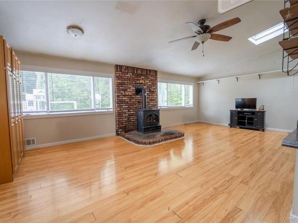 110 Roxbury Drive, Commack NY 11725