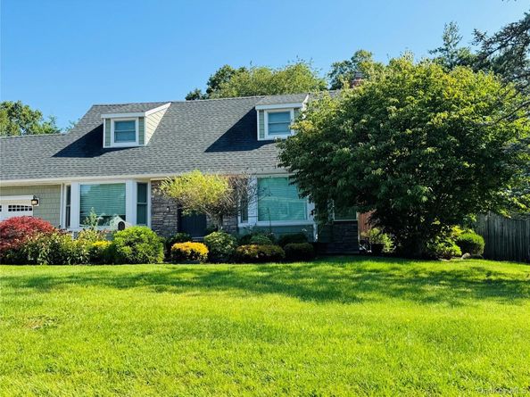 110 Roxbury Drive, Commack NY 11725