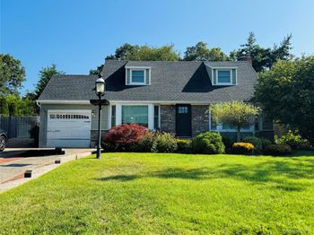110 Roxbury Drive
