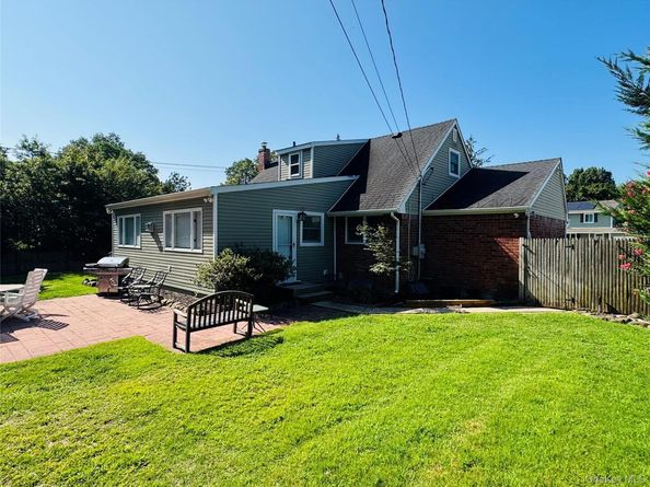 110 Roxbury Drive, Commack NY 11725
