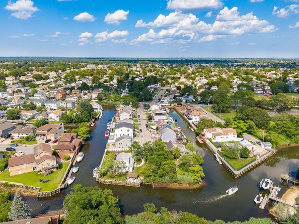 23 Bay Street, Bellmore NY 11710