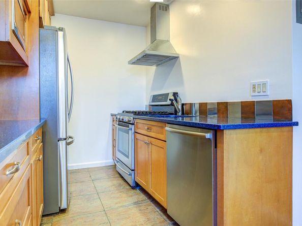 64-85 Saunders Street D3, Rego Park NY 11375